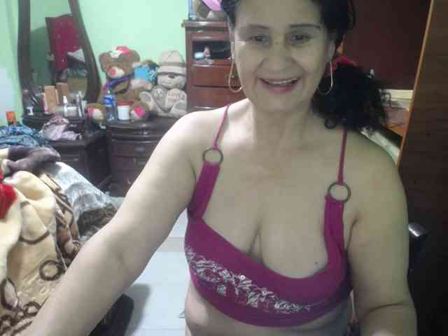 jazmin-mature webcam