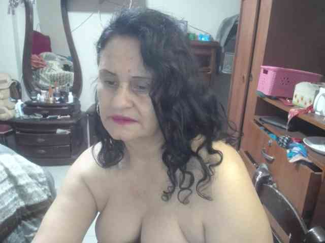 jazmin-mature webcam