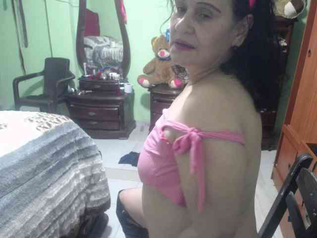 jazmin-mature webcam