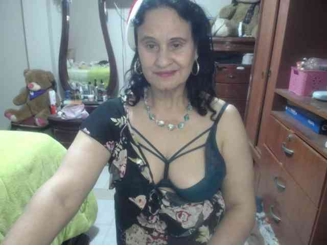 jazmin-mature webcam