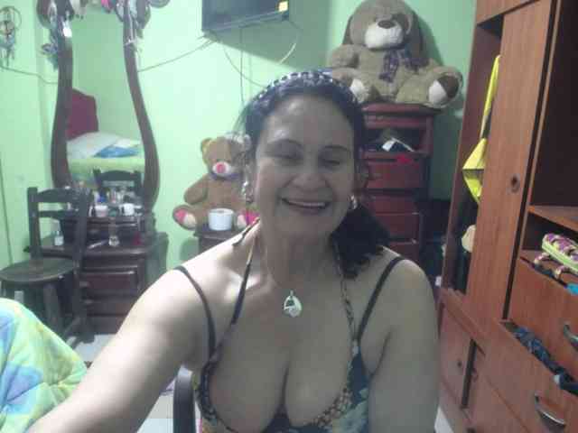 jazmin-mature webcam