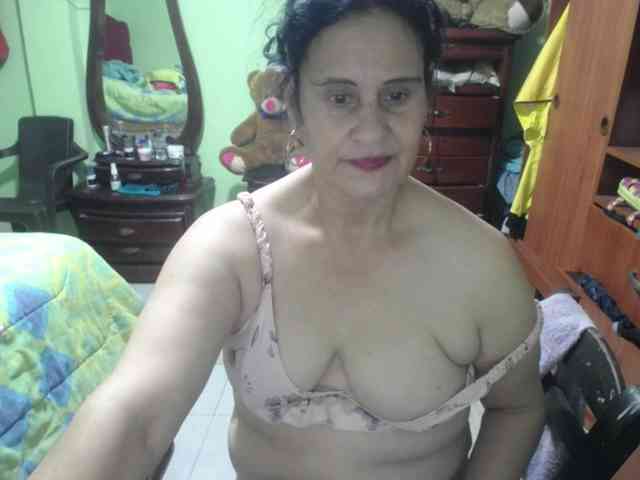 jazmin-mature webcam
