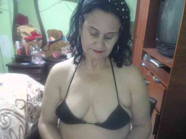jazmin-mature webcam