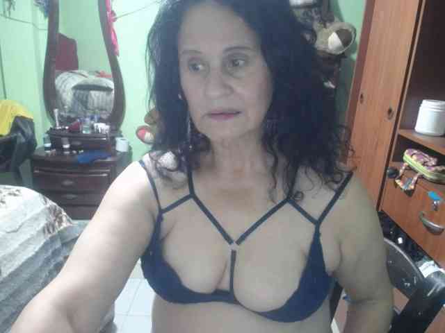 jazmin-mature webcam