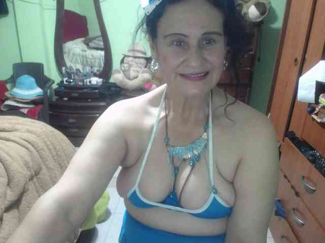 jazmin-mature webcam