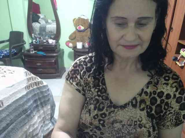 jazmin-mature webcam