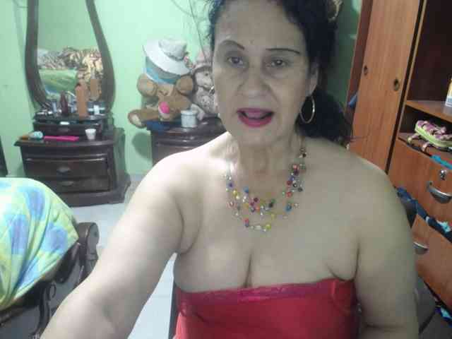 jazmin-mature webcam