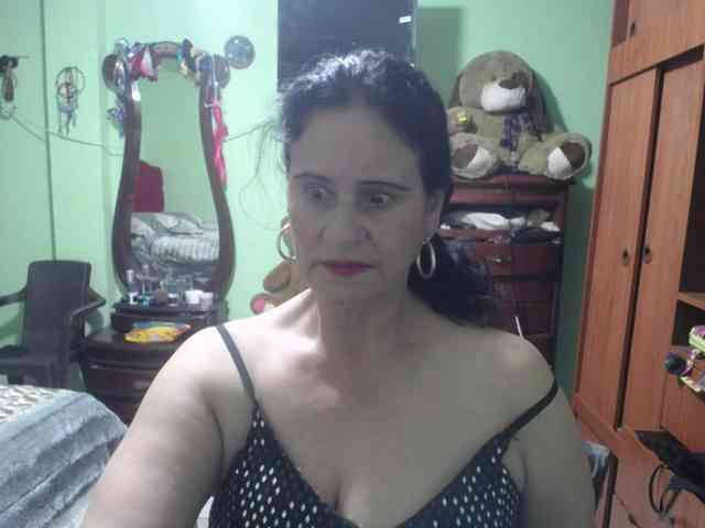 jazmin-mature webcam