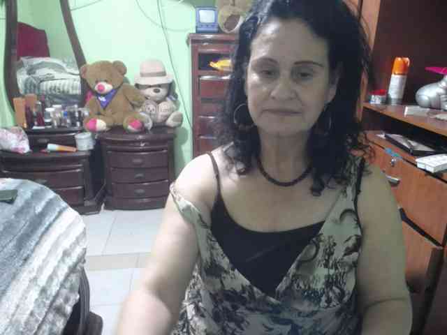 jazmin-mature webcam