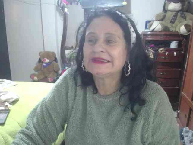 jazmin-mature webcam