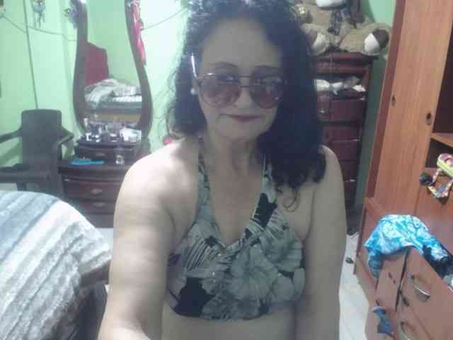 jazmin-mature webcam