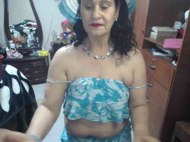 jazmin-mature webcam