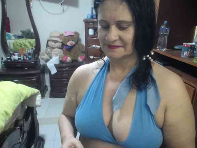 jazmin-mature webcam