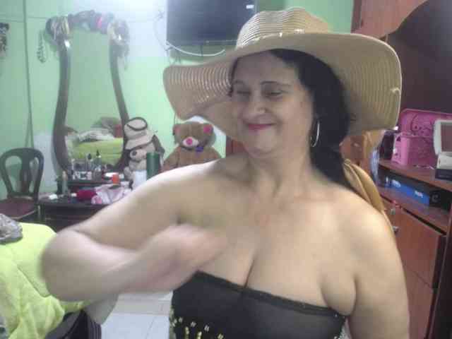 jazmin-mature webcam