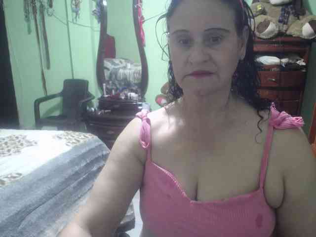 jazmin-mature webcam