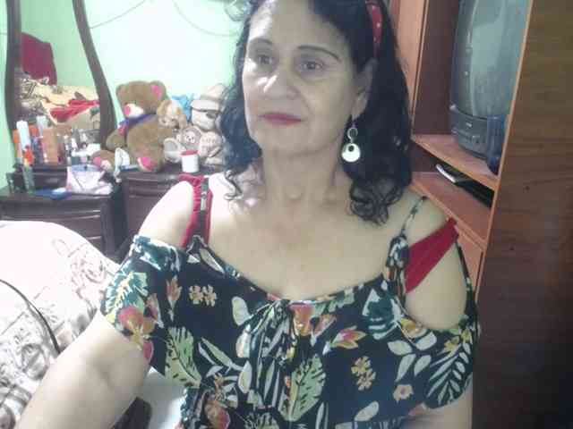 jazmin-mature webcam
