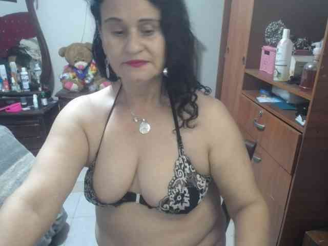 jazmin-mature webcam