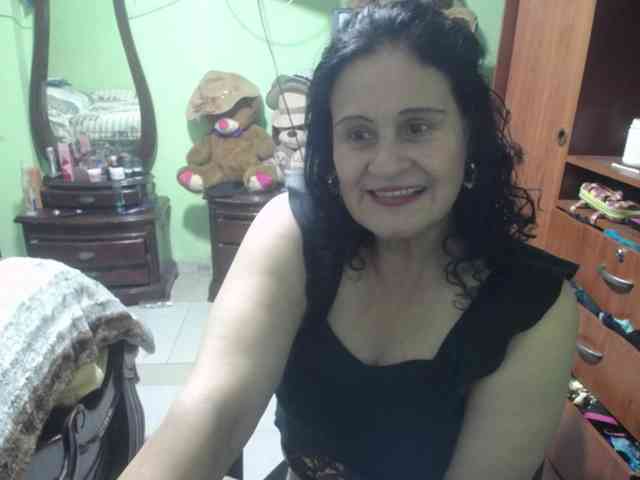 jazmin-mature webcam