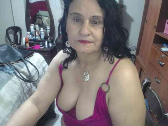 jazmin-mature webcam