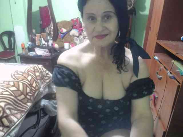 jazmin-mature webcam