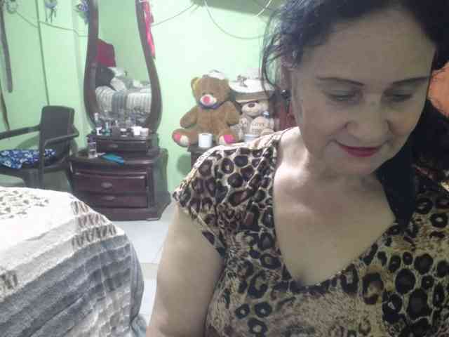 jazmin-mature webcam