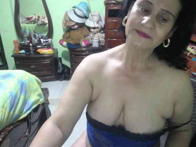 jazmin-mature webcam