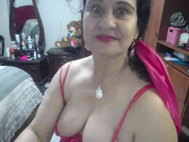 jazmin-mature webcam