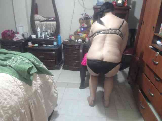 jazmin-mature webcam