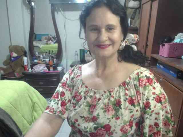 jazmin-mature webcam