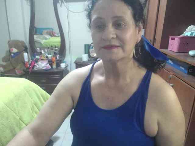 jazmin-mature webcam