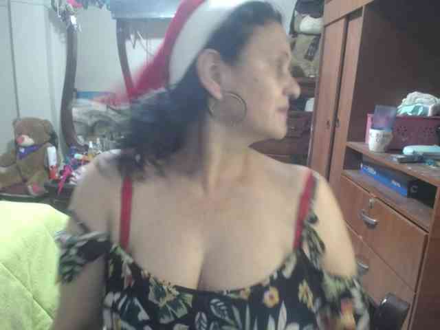 jazmin-mature webcam