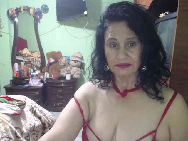 jazmin-mature webcam
