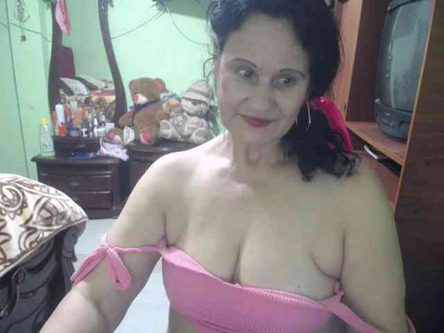 jazmin-mature webcam