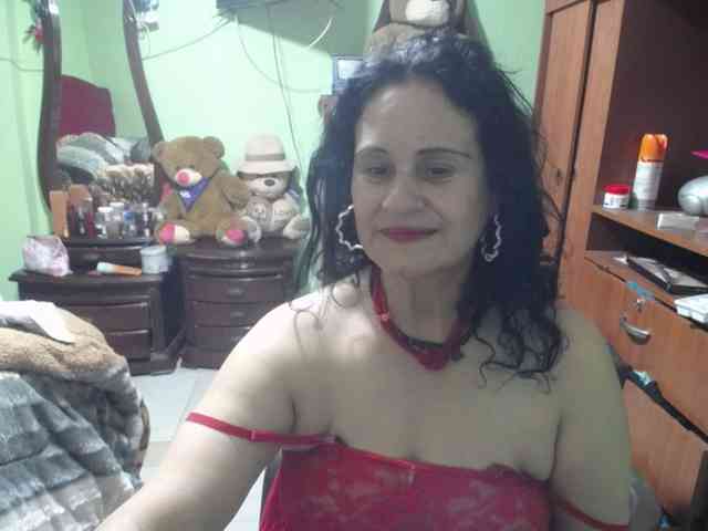 jazmin-mature webcam