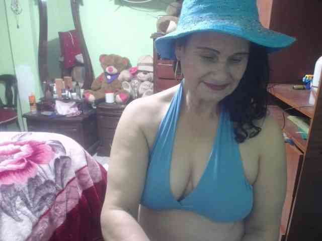 jazmin-mature webcam