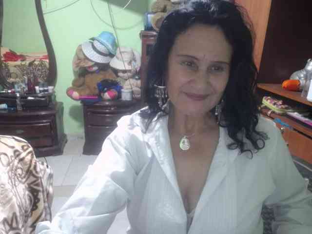 jazmin-mature webcam