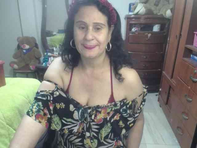 jazmin-mature webcam