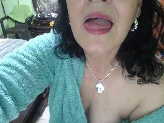 jazmin-mature webcam