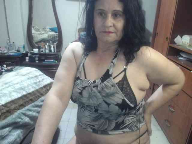 jazmin-mature webcam