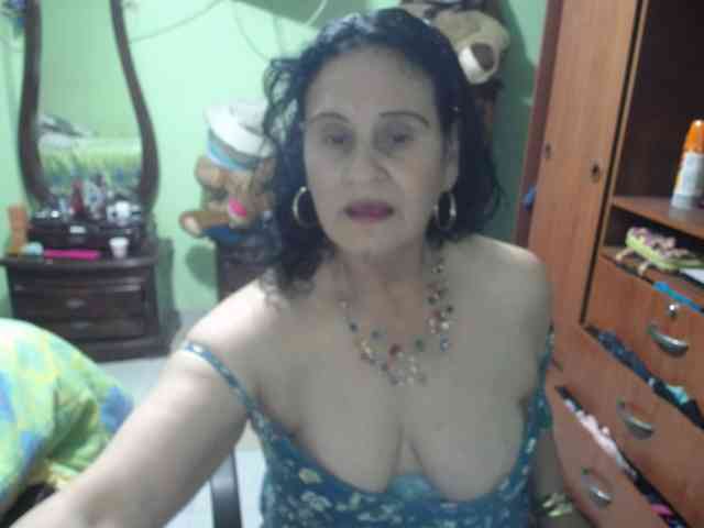 jazmin-mature webcam