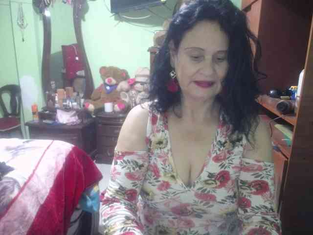 jazmin-mature webcam