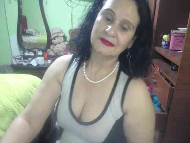 jazmin-mature webcam