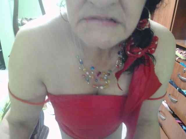 jazmin-mature webcam