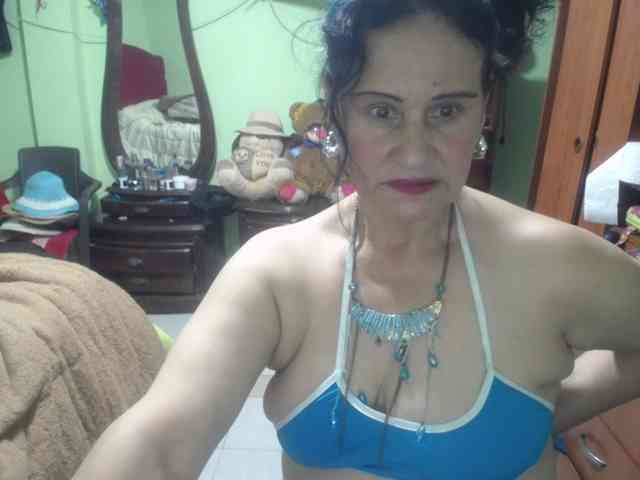 jazmin-mature webcam