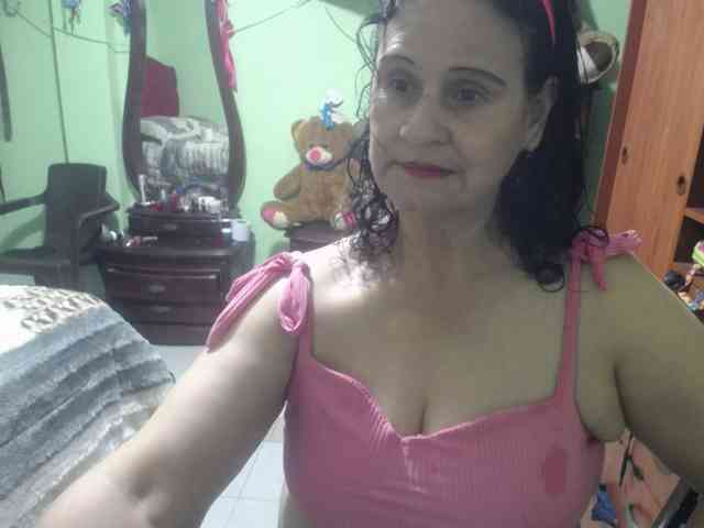 jazmin-mature webcam