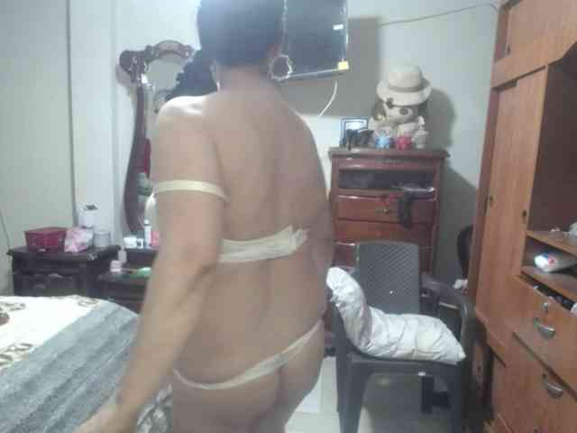 jazmin-mature webcam