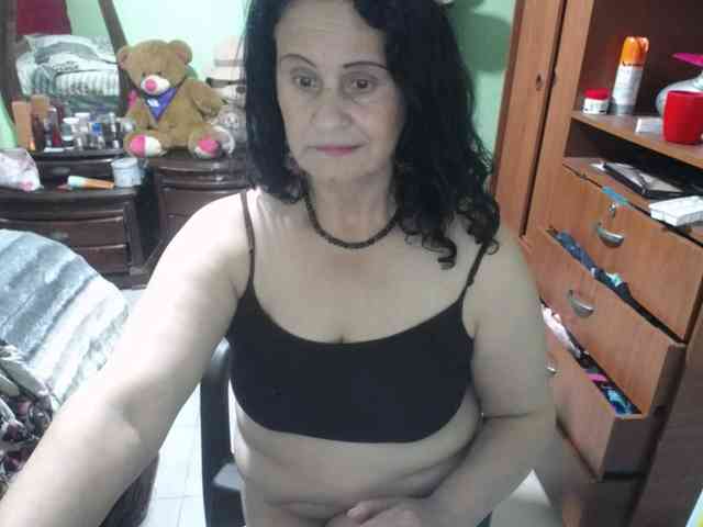 jazmin-mature webcam