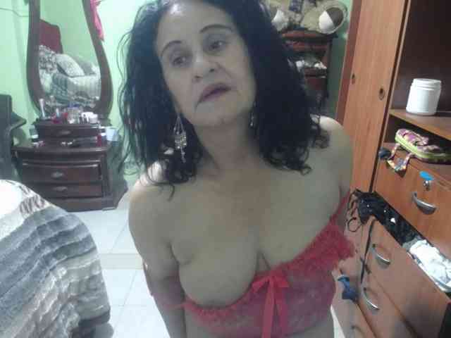 jazmin-mature webcam