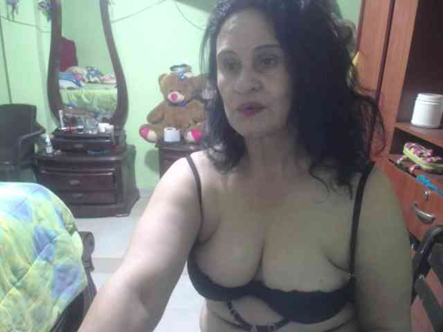 jazmin-mature webcam