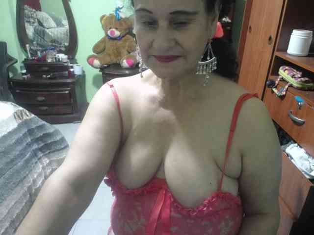 jazmin-mature webcam